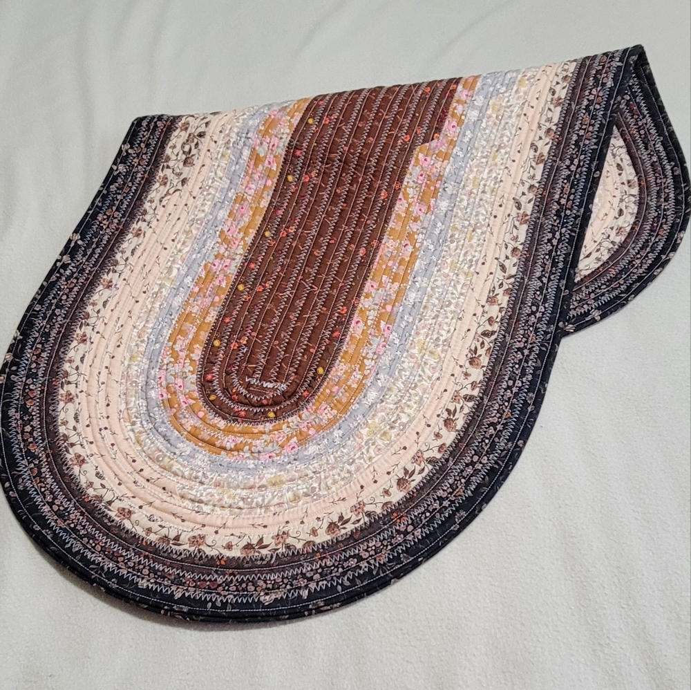 Multicolor Oval Braided Rug - Picture 2 of 3